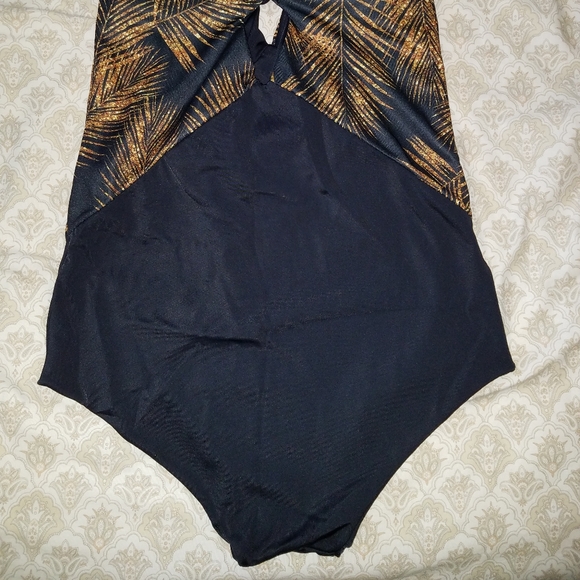 Custom made One Piece bikini - Picture 3 of 4